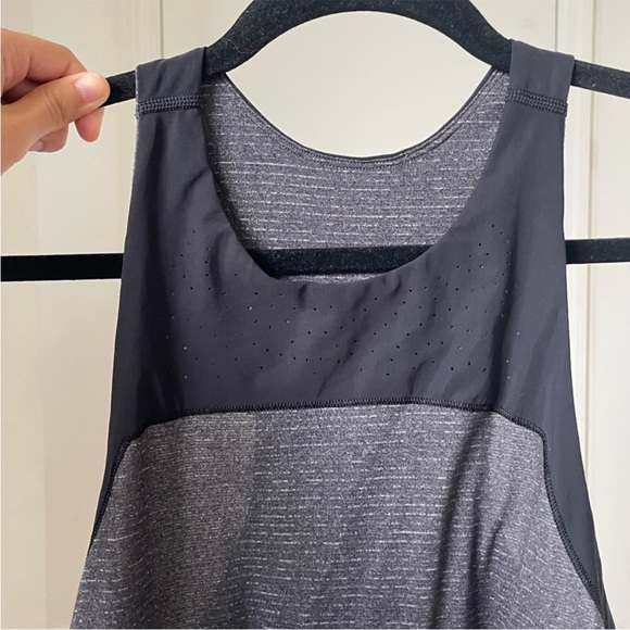 Lululemon Outfit Bundle – Clip-In Tank (6) & High-Rise Joggers (2) - Picture 16 of 16